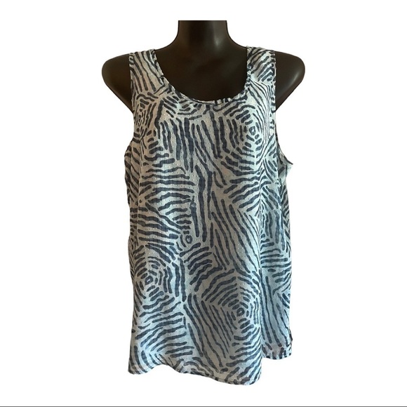 LOFT Tops - 𝅺loft Blue Print Lined Tank Top